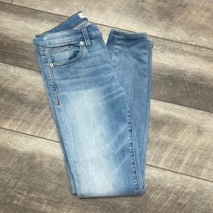 Madewell 8” rise skinny jeans. Light faded wash. Size 27
